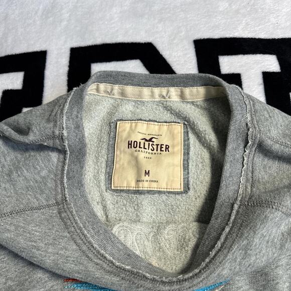 Y2K Hollister Off The Shoulder Sweatshirt - Picture 4 of 5